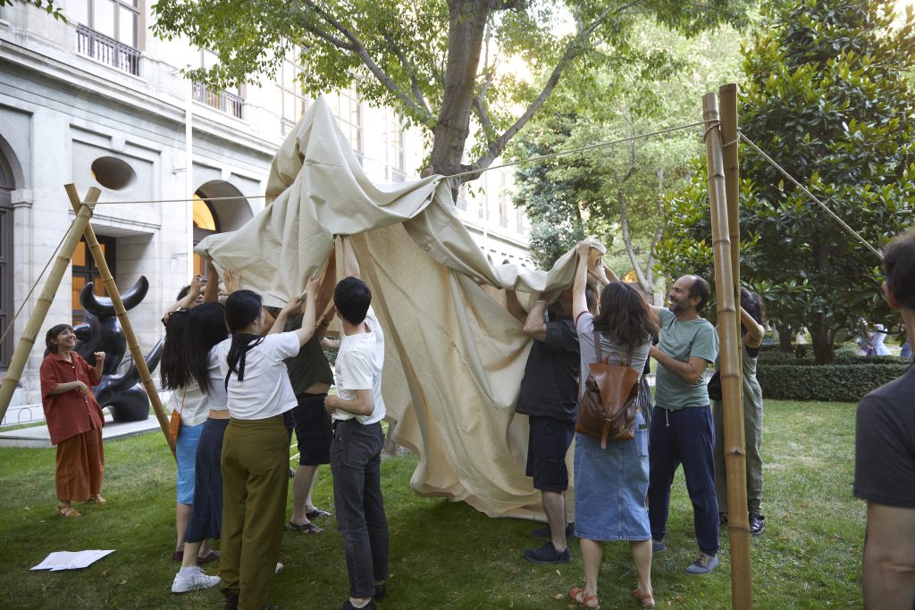 2X tent / cinéma sans mur, 2014,