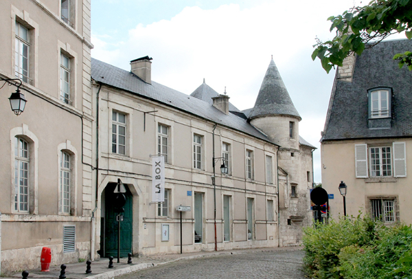 la Galerie La Box, école nationale supérieure d'art de Bourges vue de l'extérieur